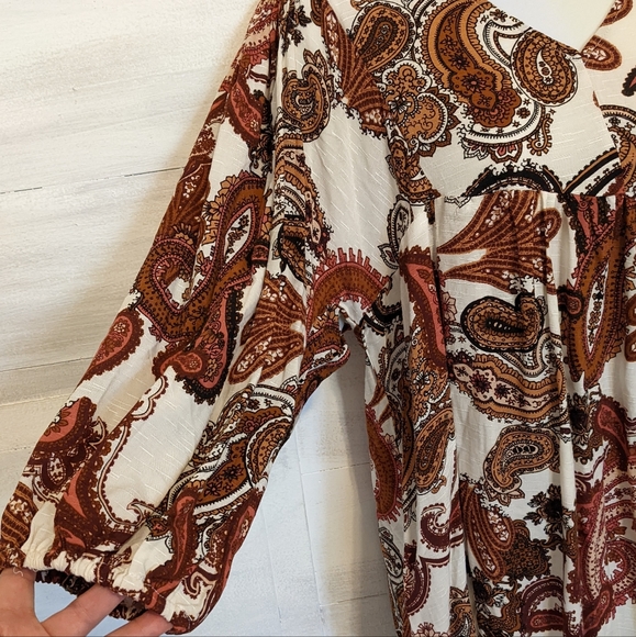 Est. 1946 Bohemian Paisley V-Neck Top Size XL NEW - Picture 4 of 4